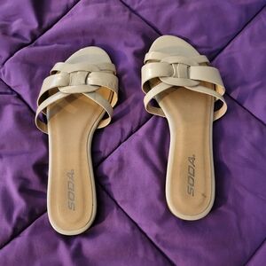 Soda Women's Cream Slide Sandals
